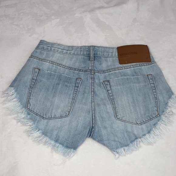 One Teaspoons Brandos size 24  light wash - Picture 2 of 6